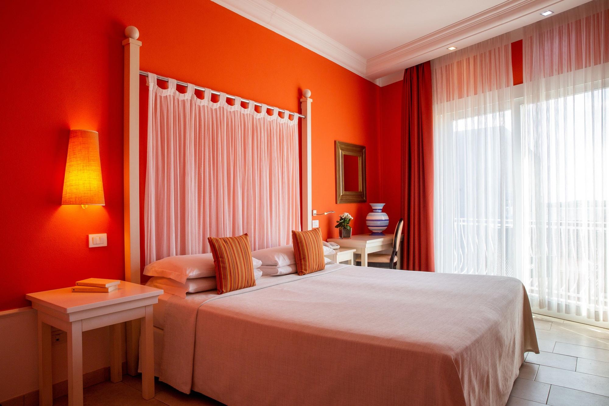 Lu' Riviera 4*