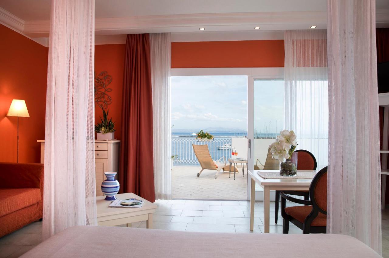 Lu' Riviera - Hotel Carloforte (Isola di San Pietro)