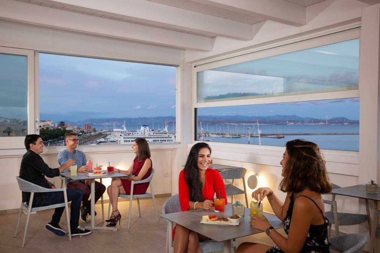 Lu' Riviera Hotel